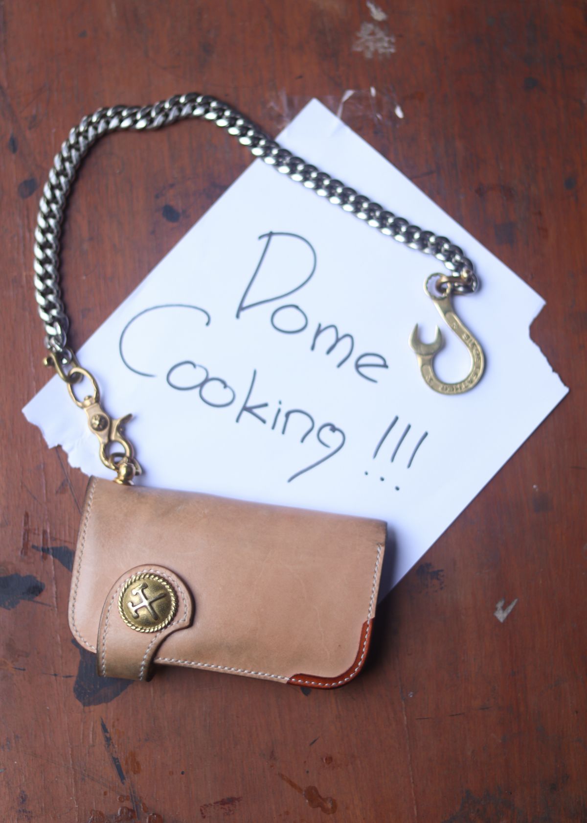 Photo by januardwijuang on November 4, 2025 of the Siege Leather Middle Concho Wallet in Indonesian Natural Veg Tan.