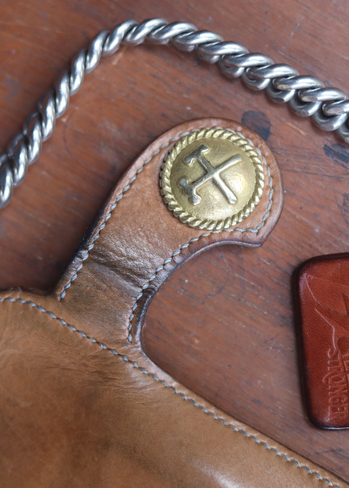 Photo by januardwijuang on March 31, 2026 of the Siege Leather Middle Concho Wallet in Indonesian Natural Veg Tan.