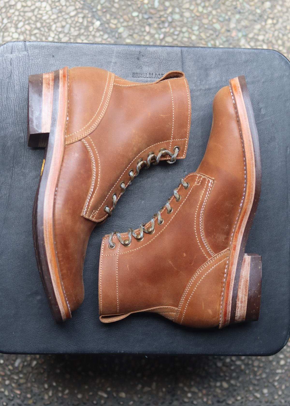 Photo by januardwijuang on September 30, 2025 of the JanSewn Boots JS-200 in indonesian Tan Pull Up.