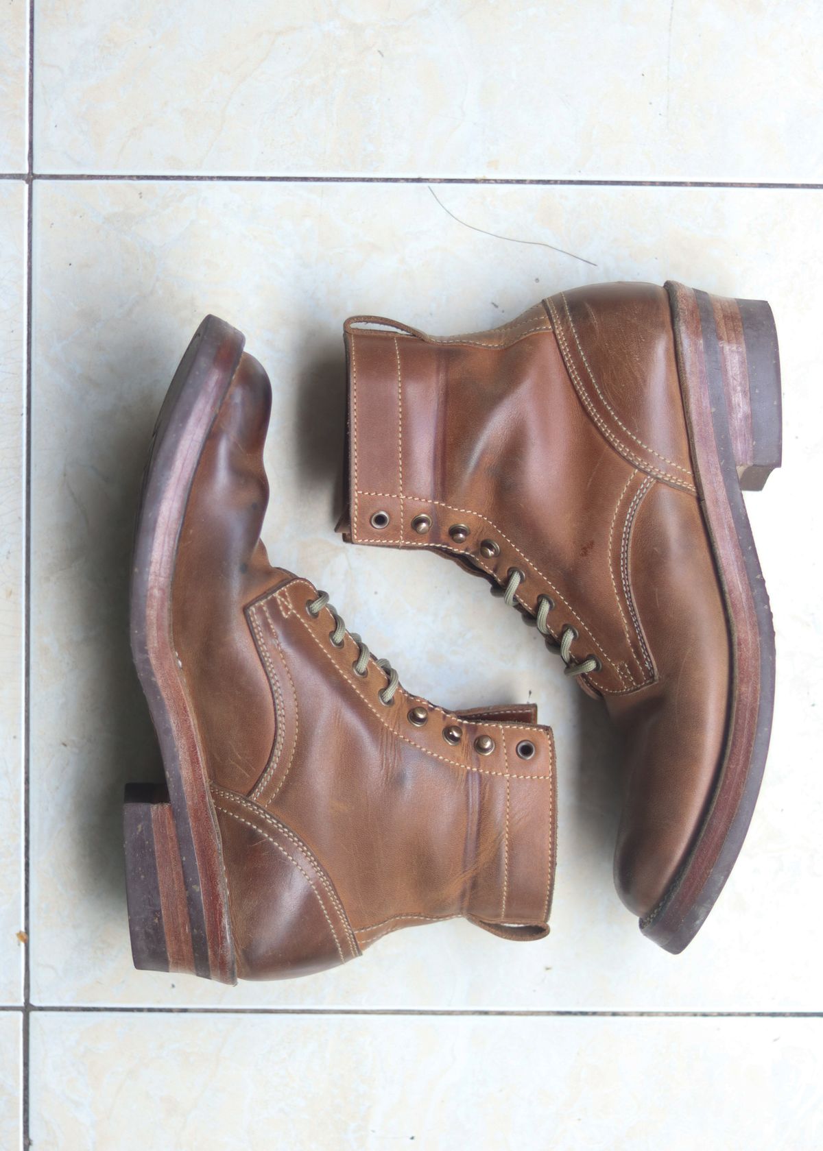 Photo by januardwijuang on January 1, 2026 of the JanSewn Boots JS-200 in indonesian Tan Pull Up.