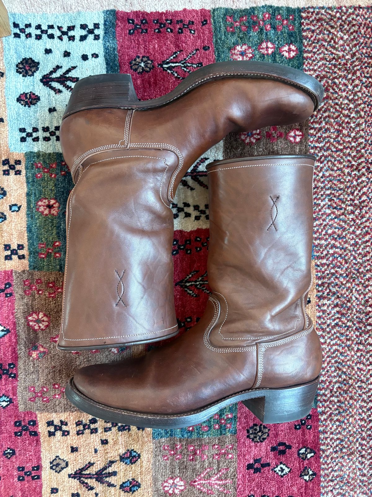 Photo by marens33 on March 9, 2026 of the Unsung Coachman in Maryam Toscanello Horsebutt Overdyed Walnut.