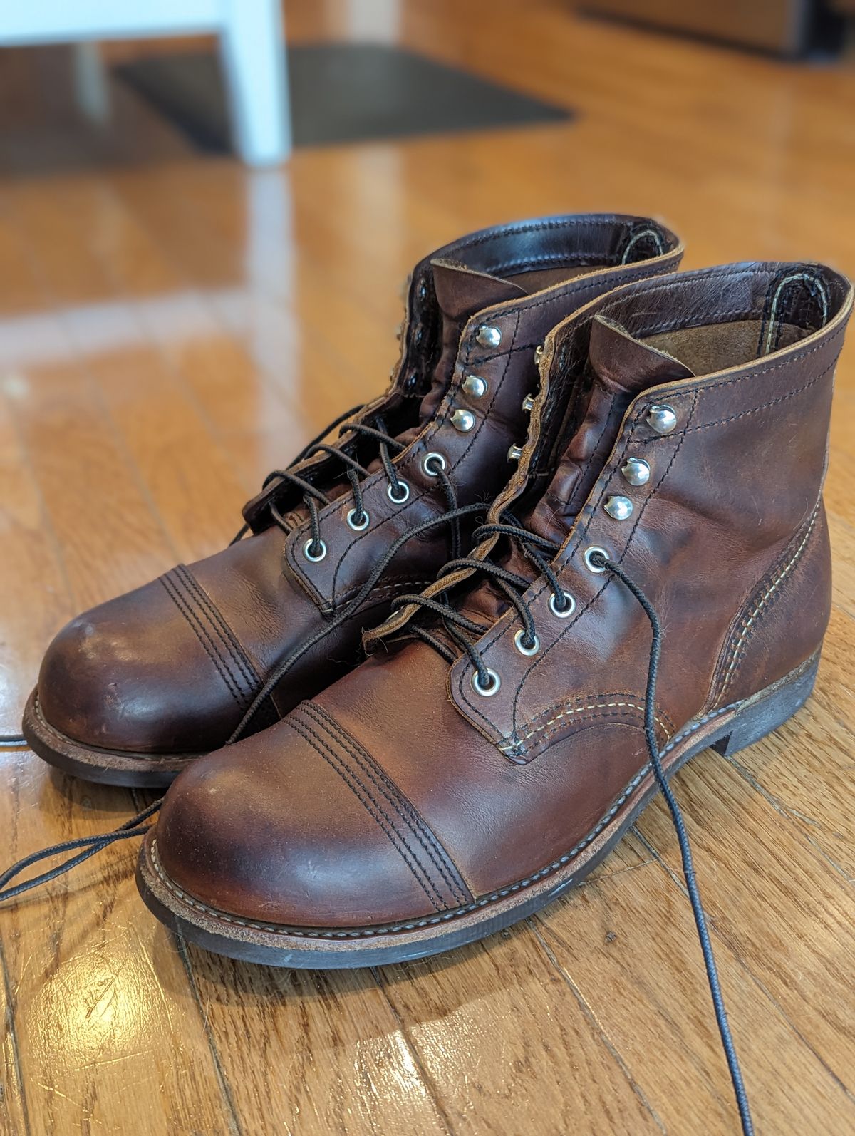 Photo by StinkyWizzleTeets14 on September 19, 2023 of the Red Wing Iron Ranger in S.B. Foot Copper Rough and Tough.