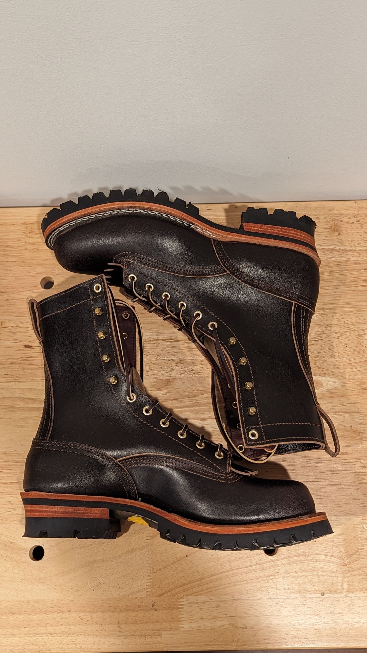 Photo by StinkyWizzleTeets14 on October 4, 2023 of the Nicks Lace to Toe Heritage in Horween Brown Waxed Flesh.