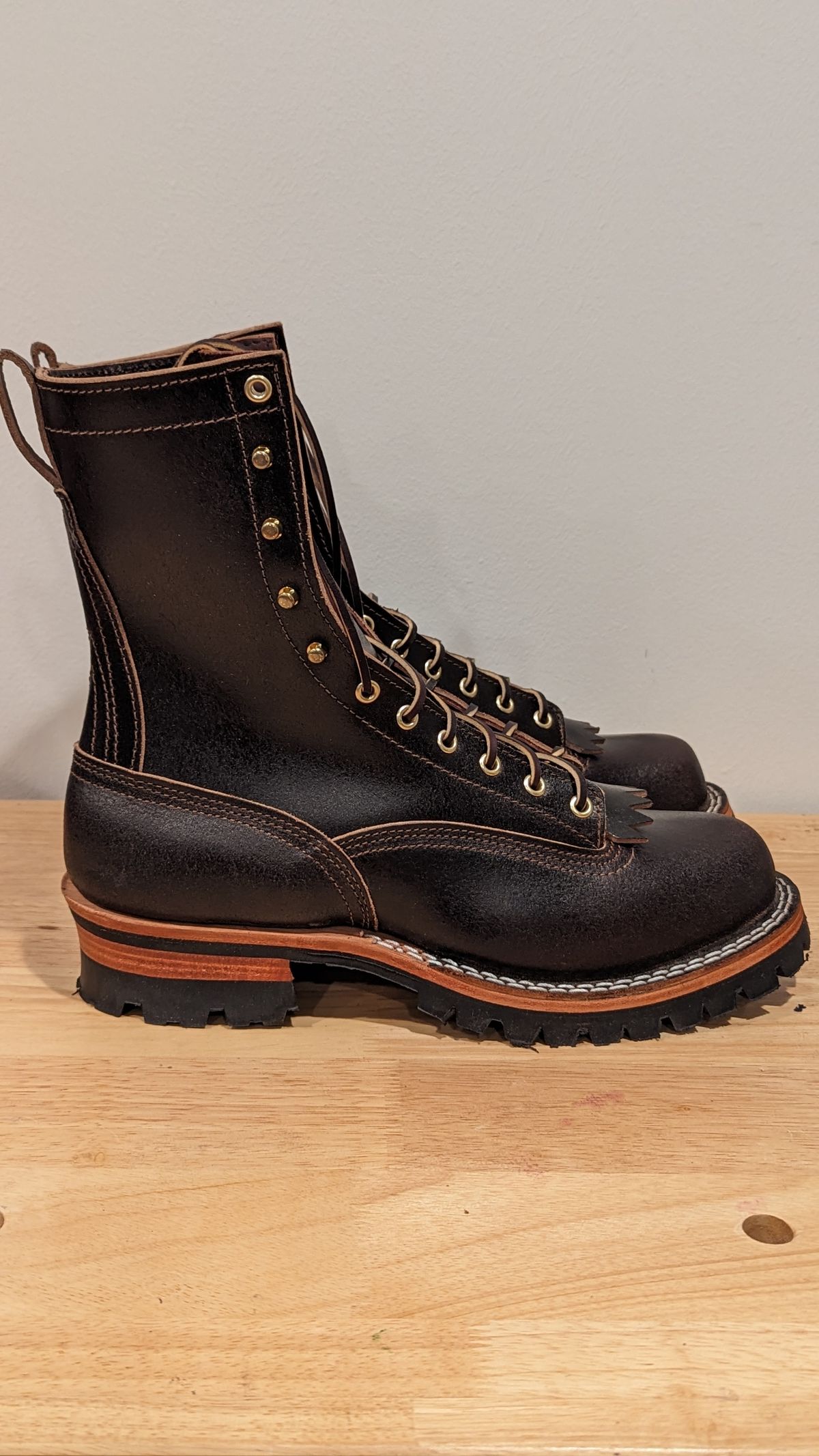 Photo by StinkyWizzleTeets14 on October 4, 2023 of the Nicks Lace to Toe Heritage in Horween Brown Waxed Flesh.