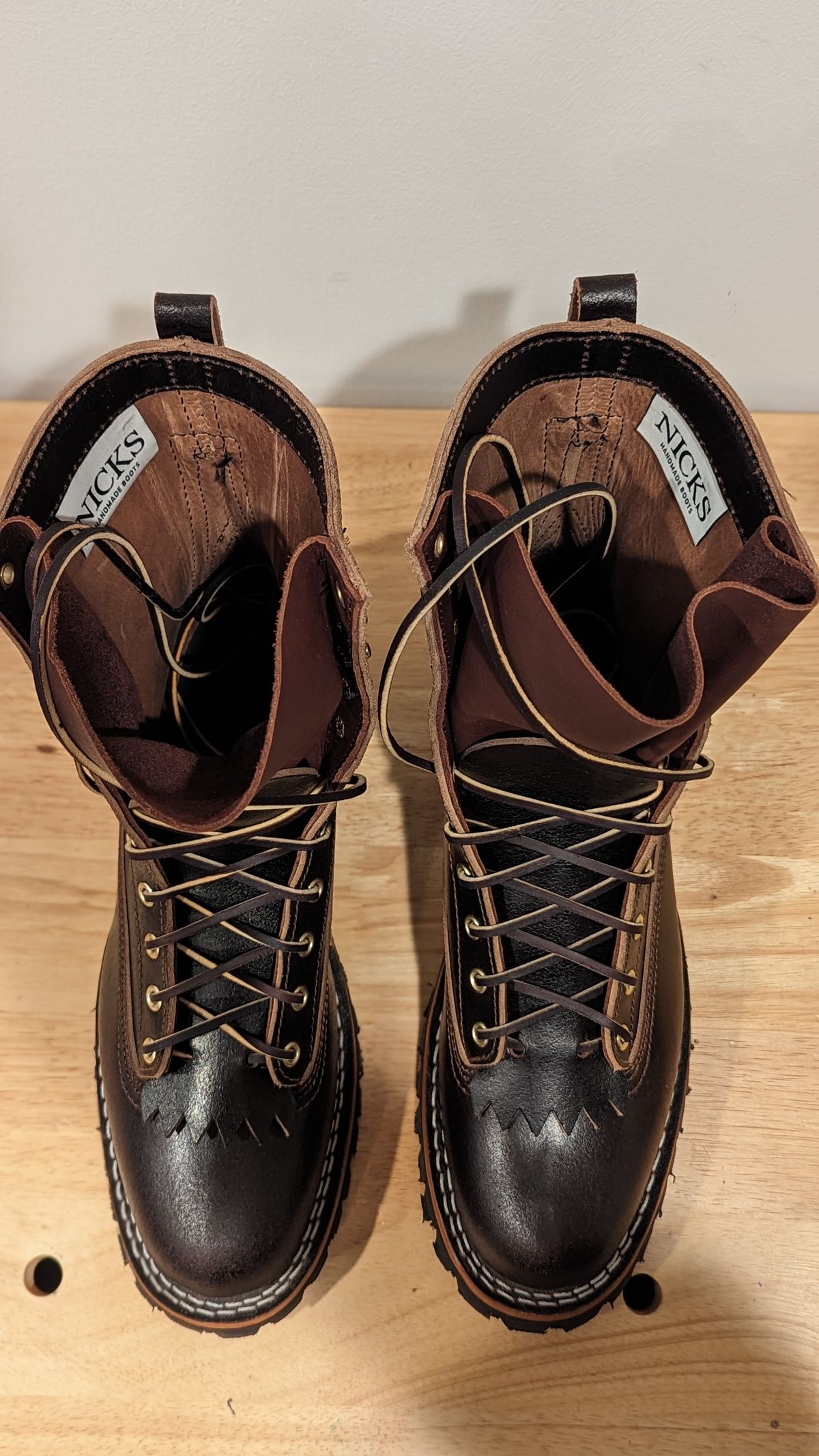 Photo by StinkyWizzleTeets14 on October 4, 2023 of the Nicks Lace to Toe Heritage in Horween Brown Waxed Flesh.