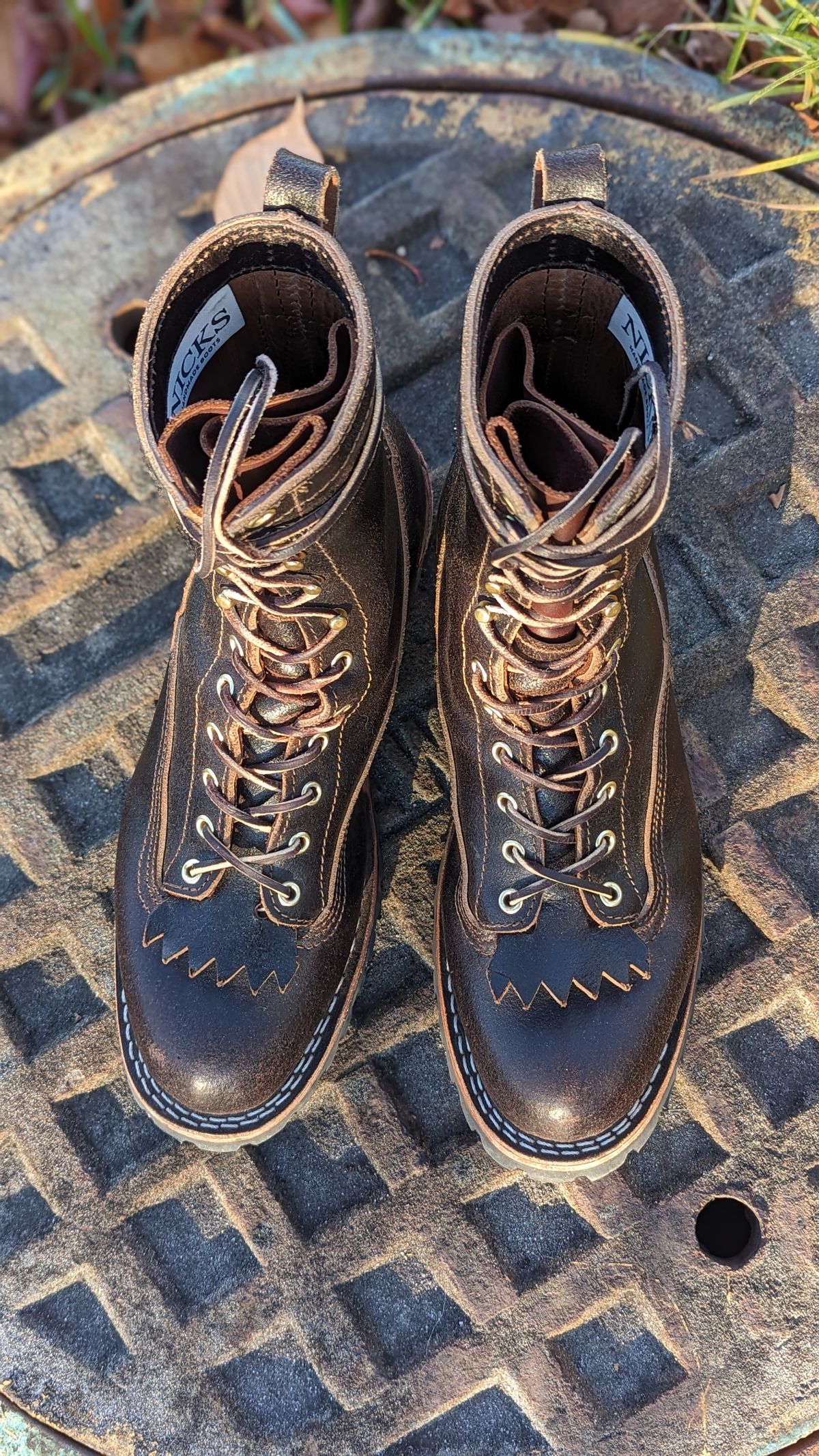 Photo by StinkyWizzleTeets14 on November 2, 2023 of the Nicks Lace to Toe Heritage in Horween Brown Waxed Flesh.