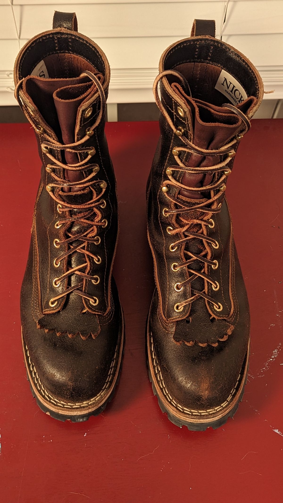 Photo by StinkyWizzleTeets14 on February 6, 2024 of the Nicks Lace to Toe Heritage in Horween Brown Waxed Flesh.