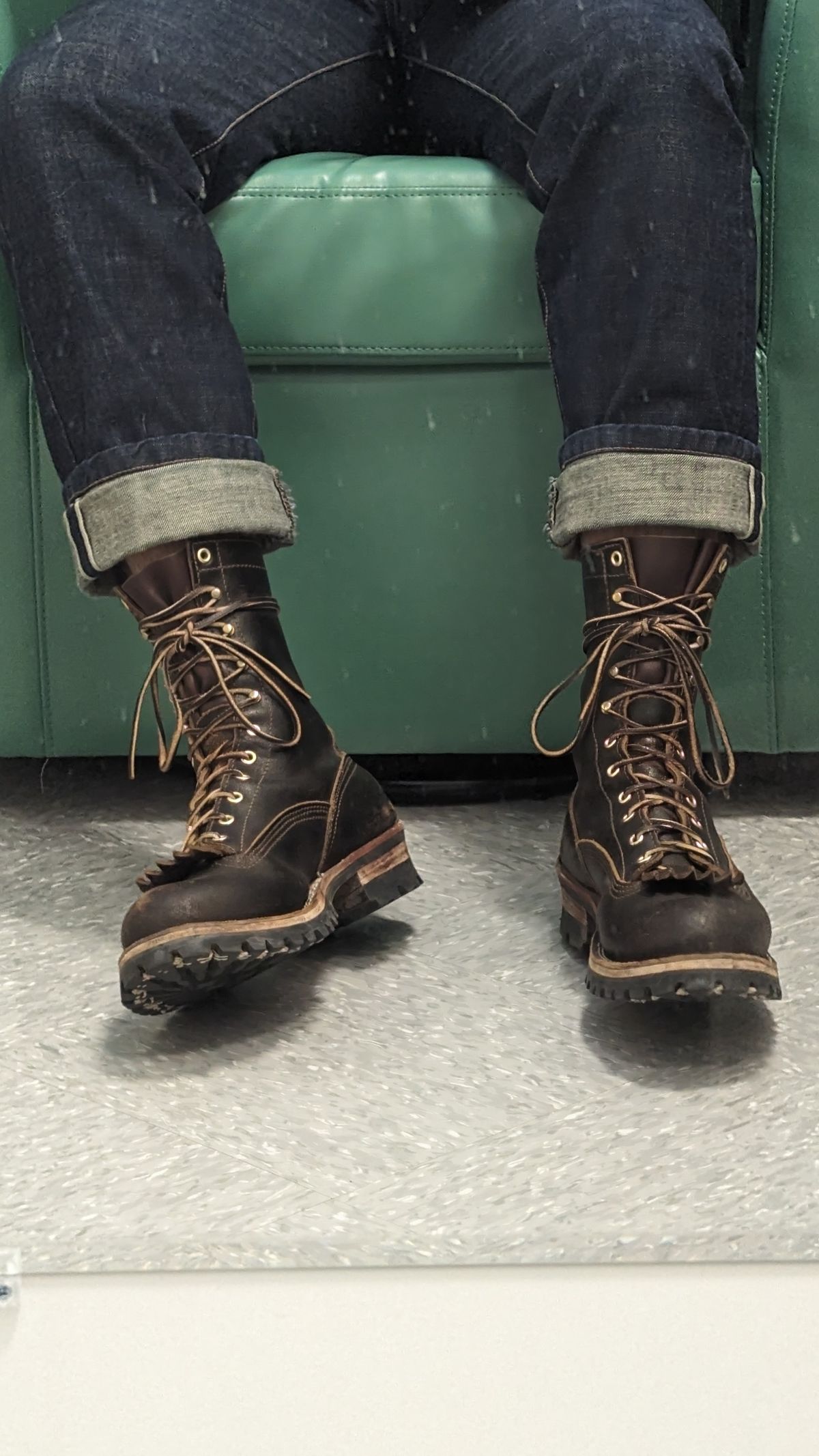 Photo by StinkyWizzleTeets14 on February 9, 2024 of the Nicks Lace to Toe Heritage in Horween Brown Waxed Flesh.
