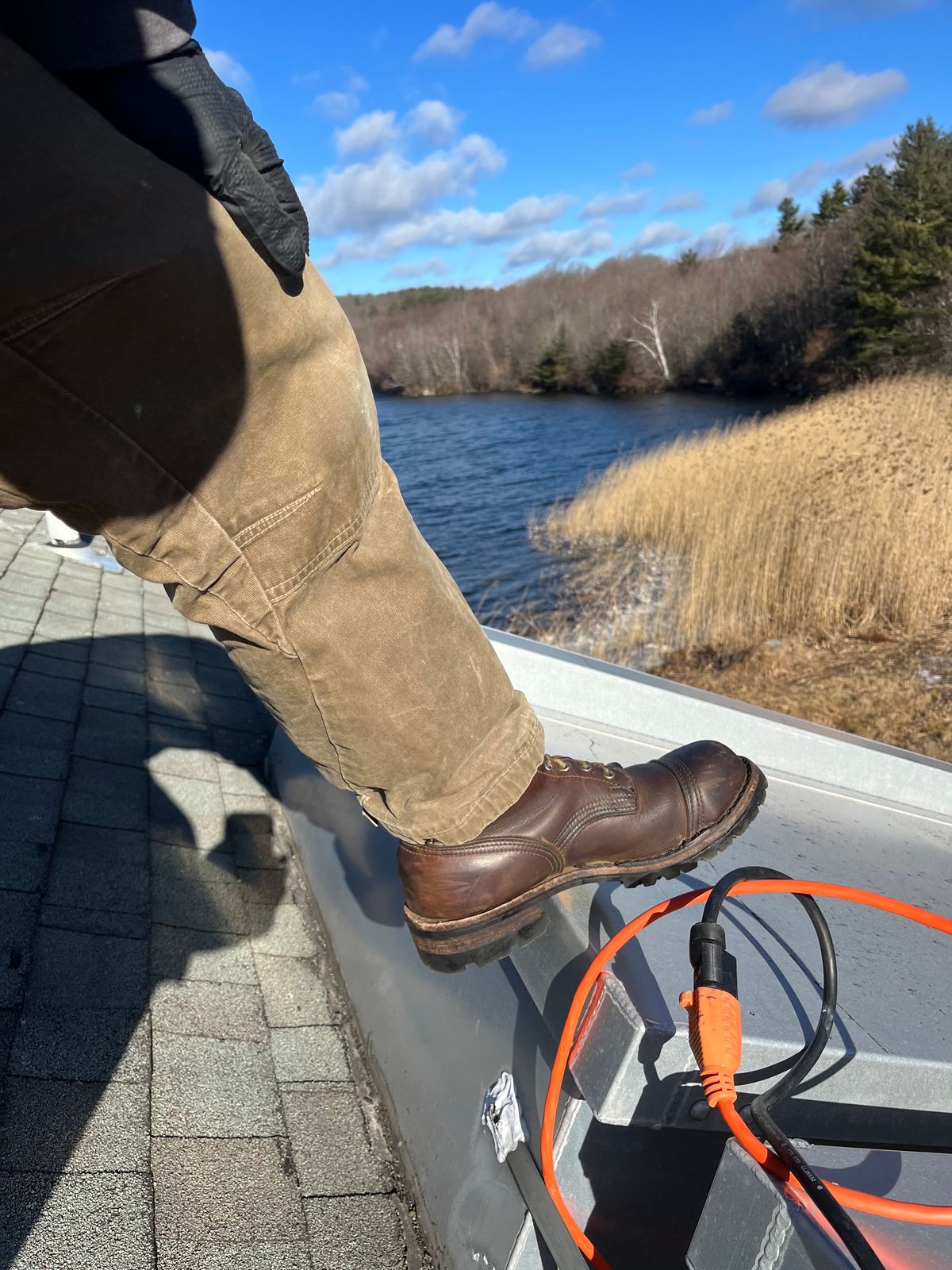 Photo by SirGilbert on January 5, 2024 of the Nicks BuilderPro in Seidel WeatherShield Brown.