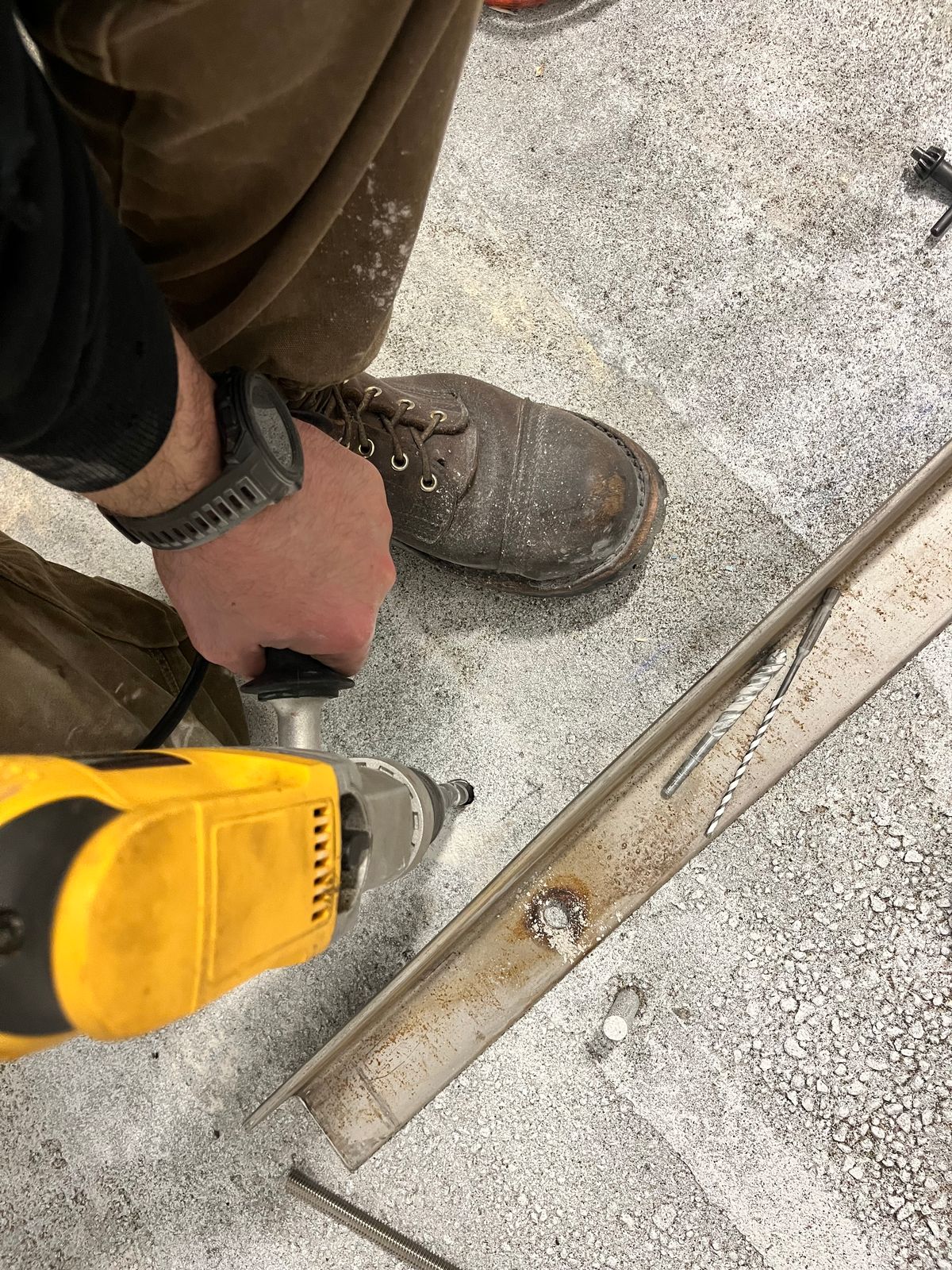 Photo by SirGilbert on March 7, 2024 of the Nicks BuilderPro in Seidel WeatherShield Brown.
