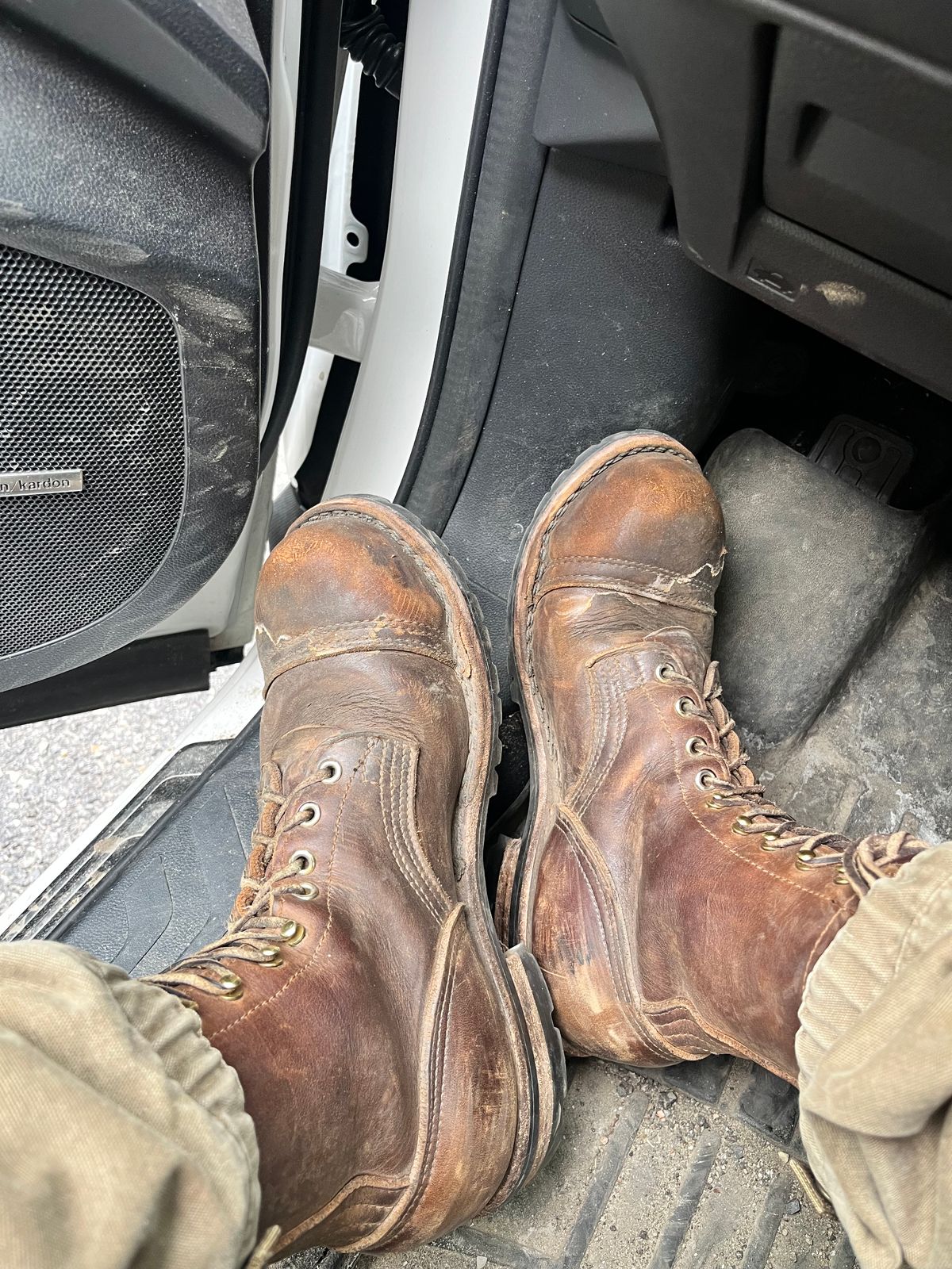Photo by SirGilbert on March 19, 2024 of the Nicks BuilderPro in Seidel WeatherShield Brown.