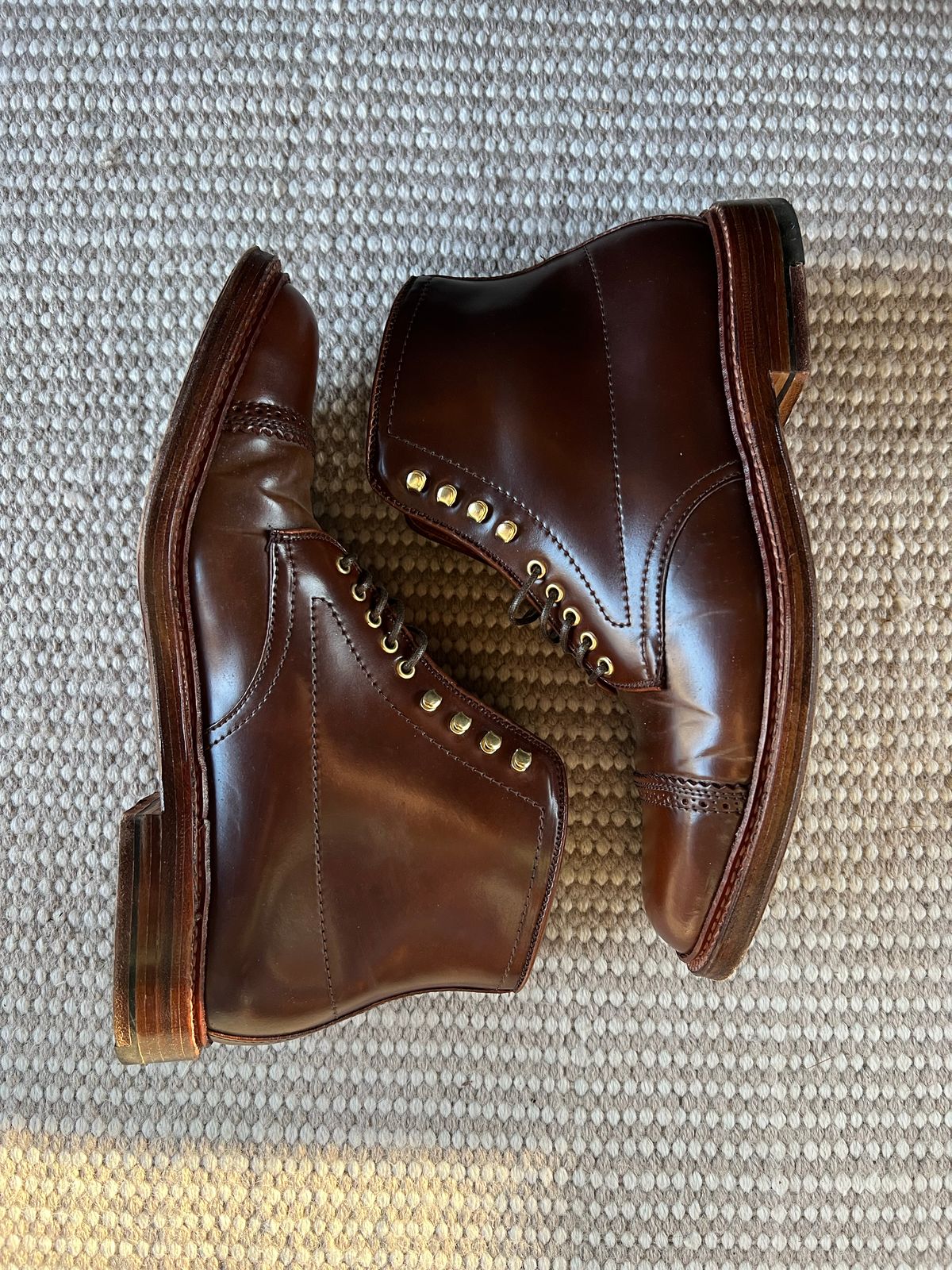 Photo by last.sole on December 1, 2022 of the Alden Perforated Cap Toe Boot in Unlisted Leather.