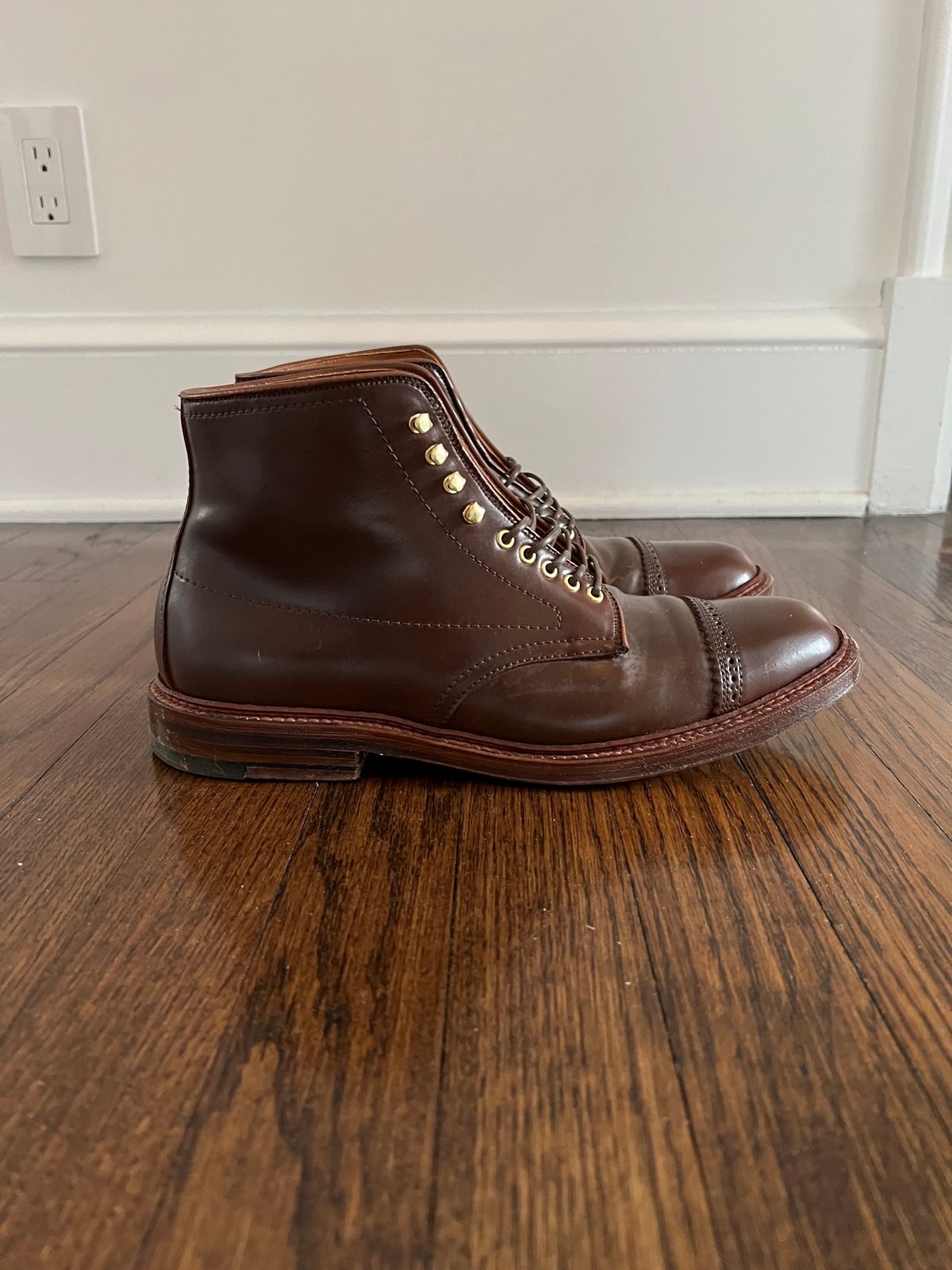 Photo by last.sole on January 1, 2023 of the Alden Perforated Cap Toe Boot in Unlisted Leather.