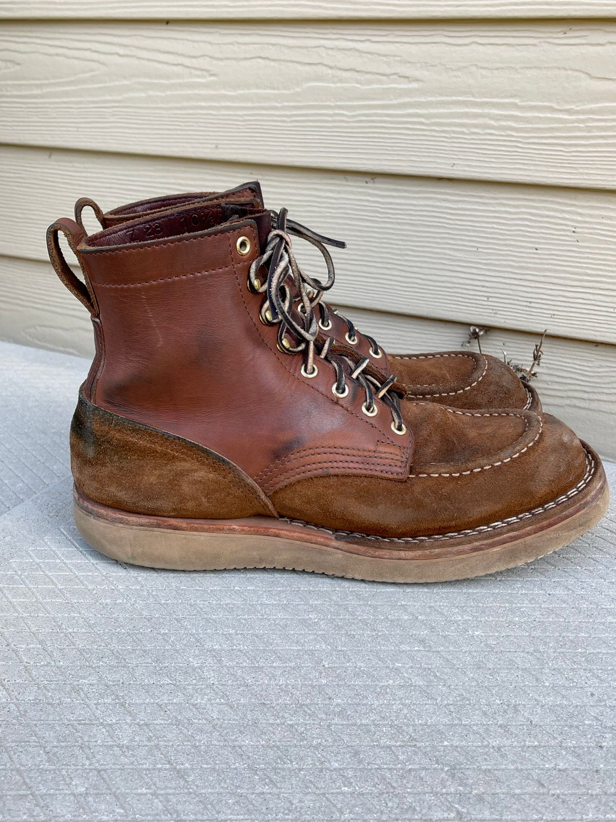 Photo by kkibbey on April 2, 2024 of the Nicks Moc Toe in Seidel 1964 Brown Roughout.