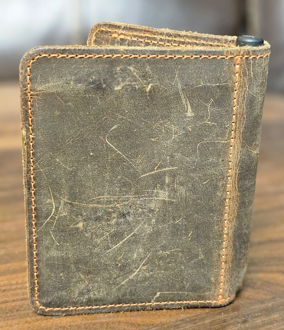 Photo by Mechanical_J on January 5, 2025 of the Duvall Leatherwork Notebook Wallet in Vintage Brown.