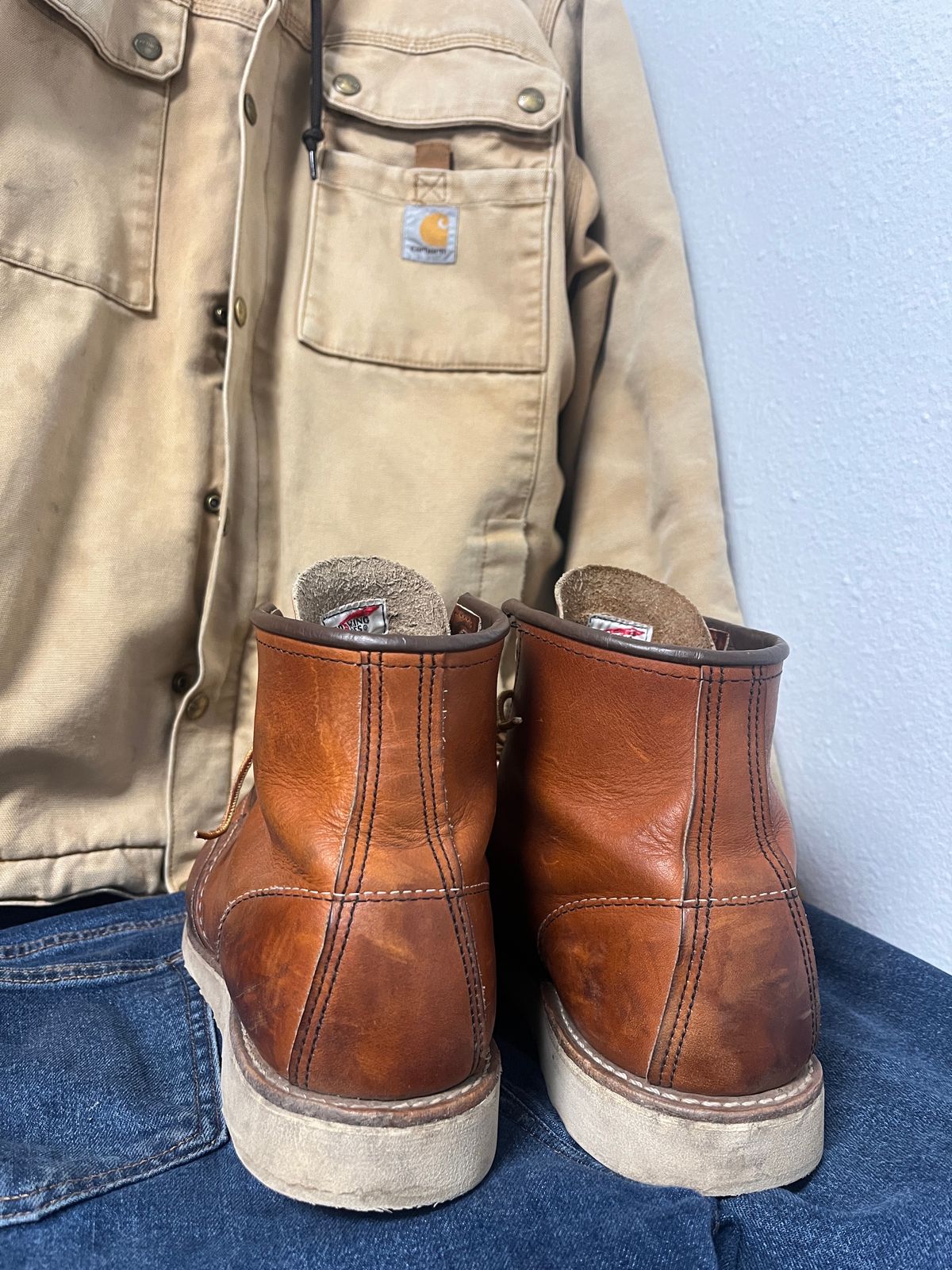 Photo by markiwang on November 3, 2023 of the Red Wing 8-Inch Classic Moc in S.B. Foot Oro Legacy.