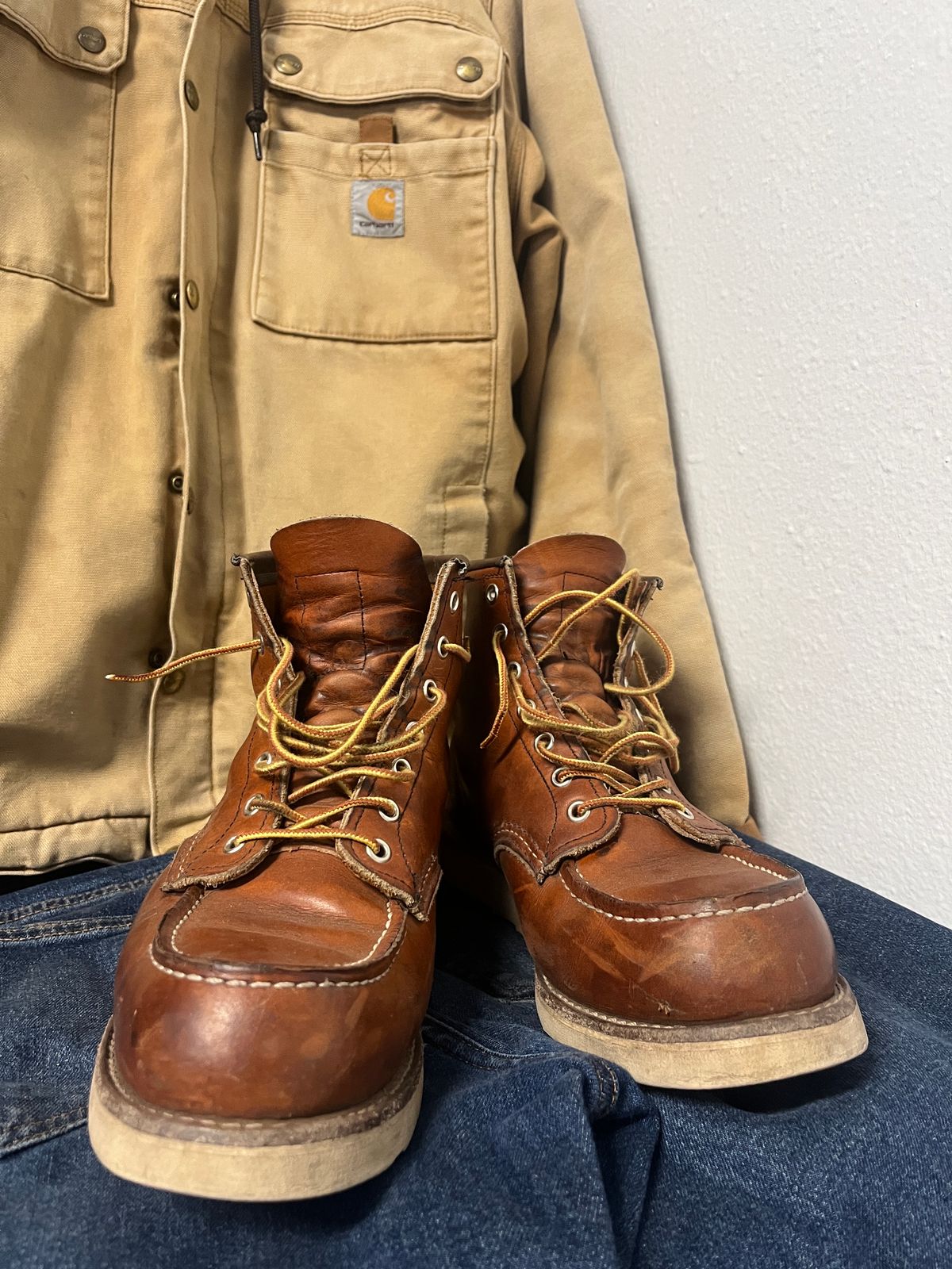 Photo by markiwang on November 3, 2023 of the Red Wing 8-Inch Classic Moc in S.B. Foot Oro Legacy.