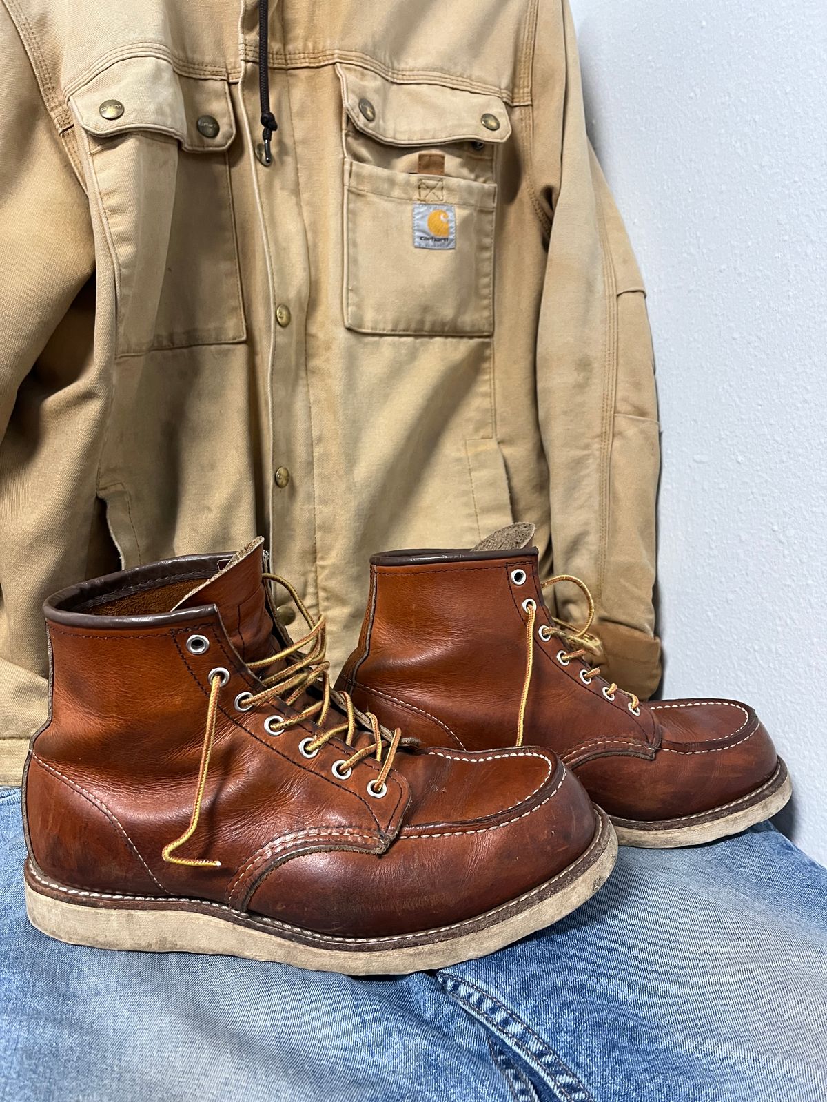 Photo by markiwang on December 5, 2023 of the Red Wing 8-Inch Classic Moc in S.B. Foot Oro Legacy.