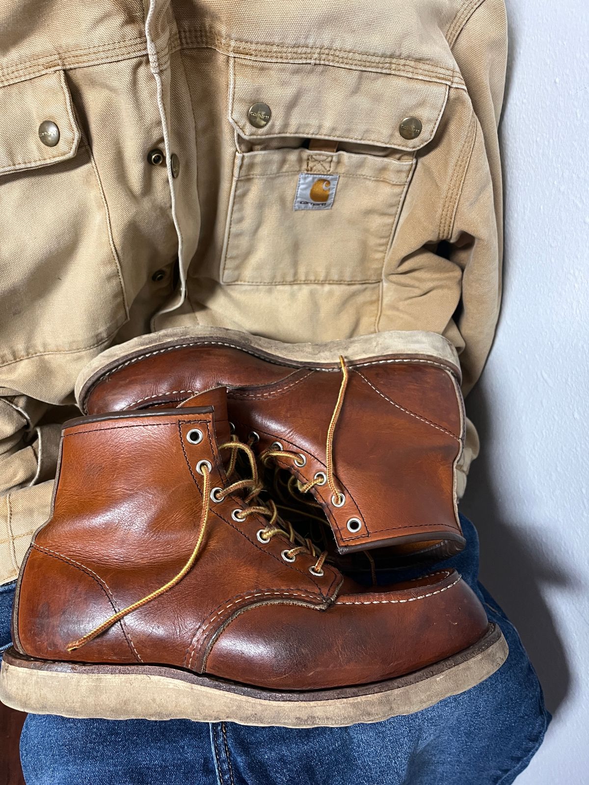 Photo by markiwang on January 5, 2024 of the Red Wing 8-Inch Classic Moc in S.B. Foot Oro Legacy.