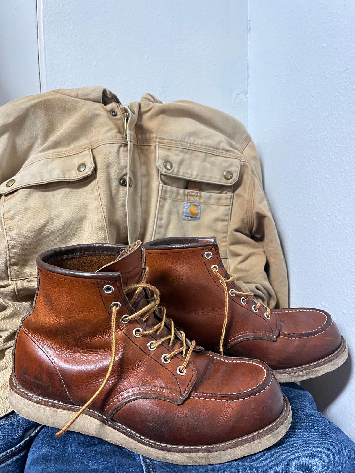 Photo by markiwang on January 5, 2024 of the Red Wing 8-Inch Classic Moc in S.B. Foot Oro Legacy.