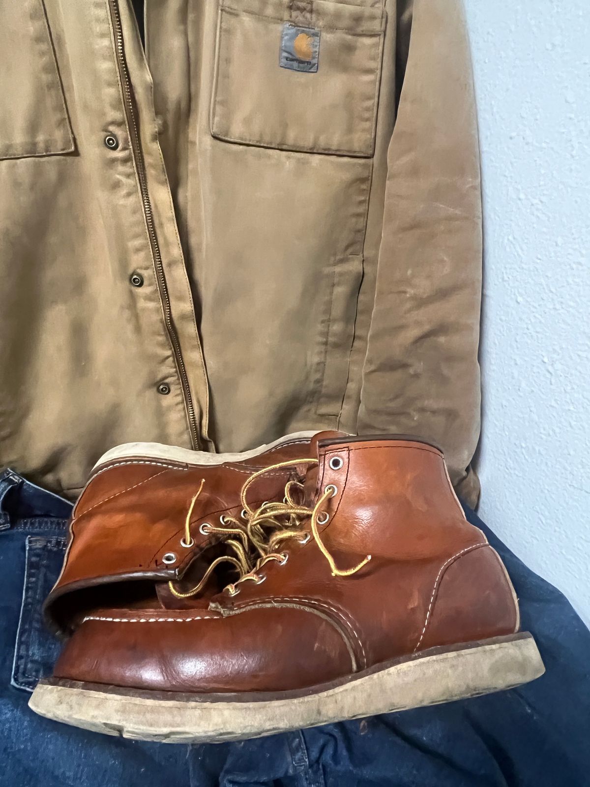 Photo by markiwang on February 2, 2024 of the Red Wing 8-Inch Classic Moc in S.B. Foot Oro Legacy.