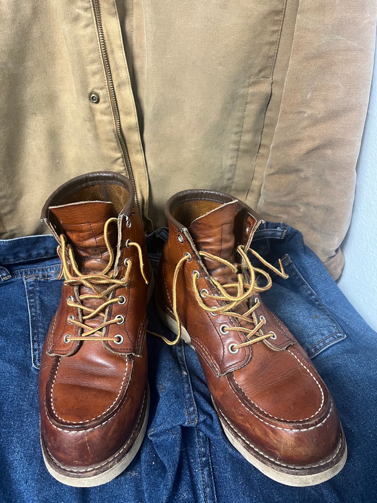 Photo by markiwang on February 2, 2024 of the Red Wing 8-Inch Classic Moc in S.B. Foot Oro Legacy.