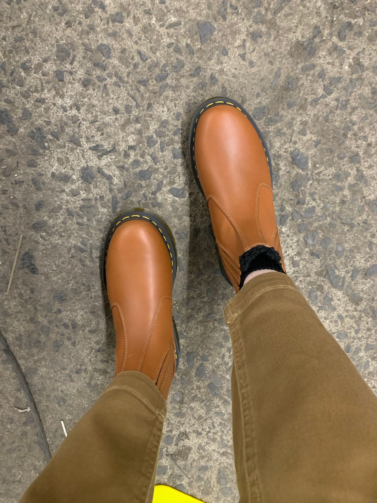 Photo by graceayano on October 3, 2022 of the Dr. Martens 2976 DM's Wintergrip Chelsea Boots in Tan Blizzard WP.