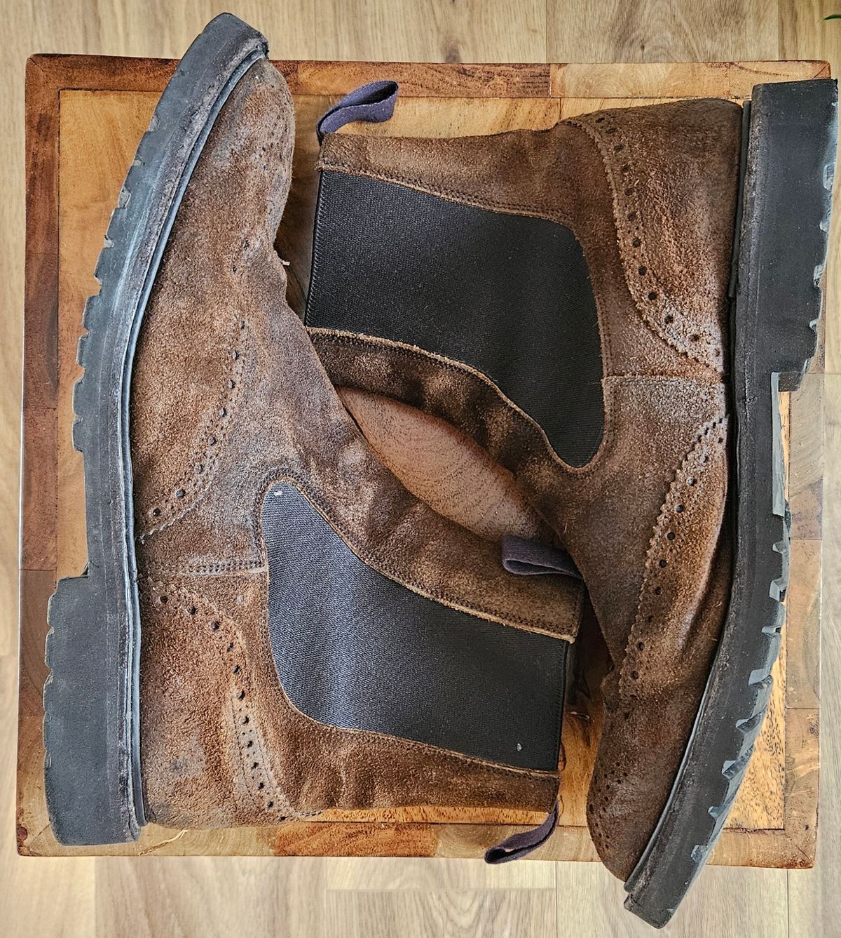 Photo by kudusole on January 3, 2024 of the Tricker's Henry Country Dealer Boot in C.F. Stead Snuff Waxed Suede.