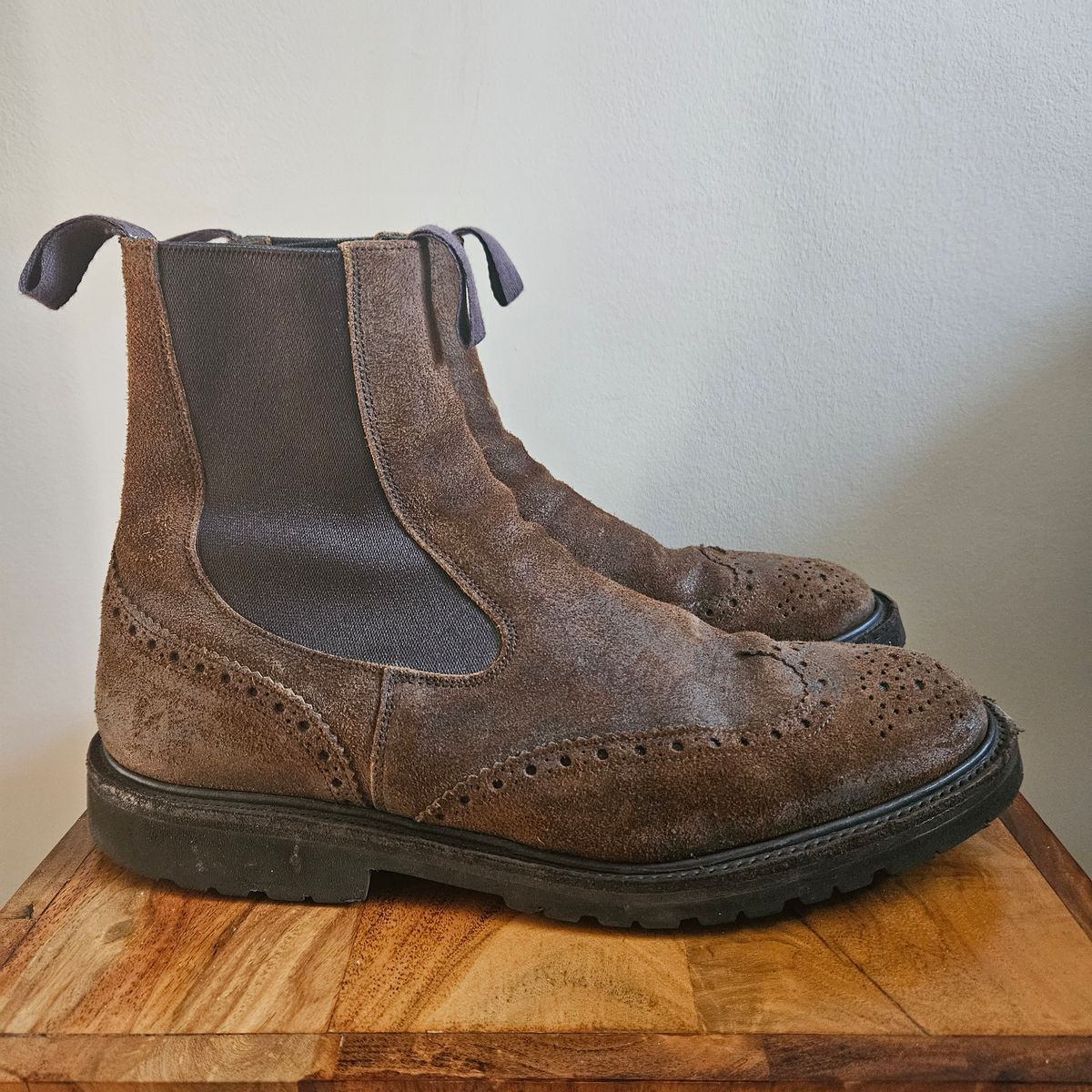 Photo by kudusole on February 1, 2024 of the Tricker's Henry Country Dealer Boot in C.F. Stead Snuff Waxed Suede.