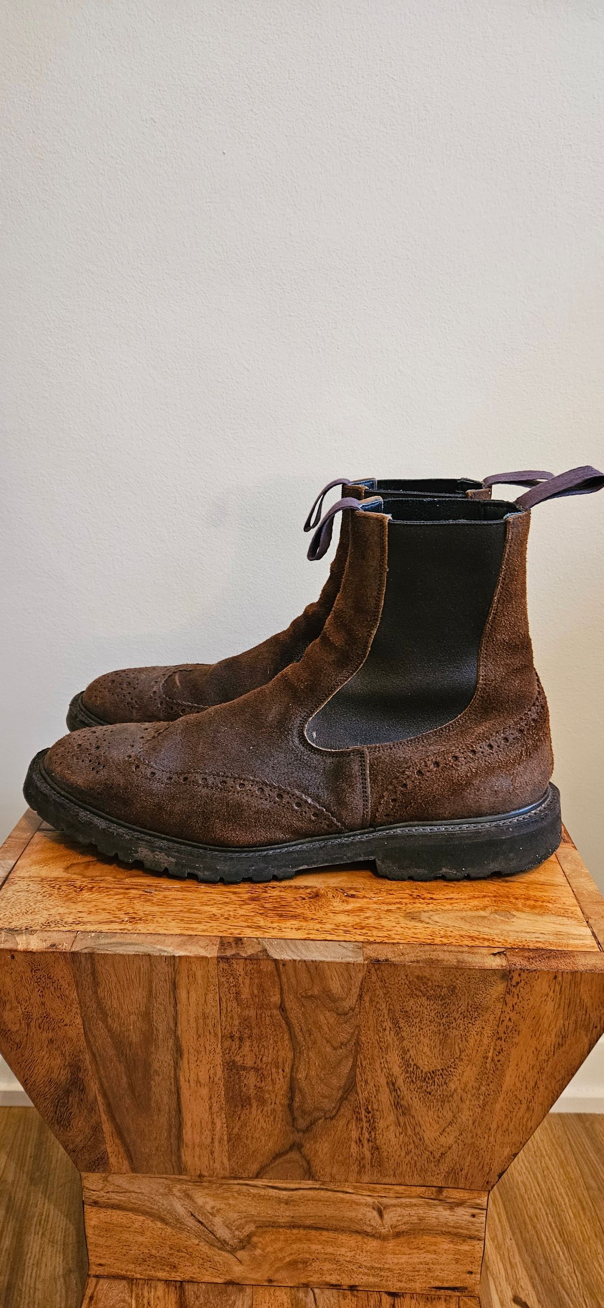 Photo by kudusole on November 2, 2023 of the Tricker's Henry Country Dealer Boot in C.F. Stead Snuff Waxed Suede.