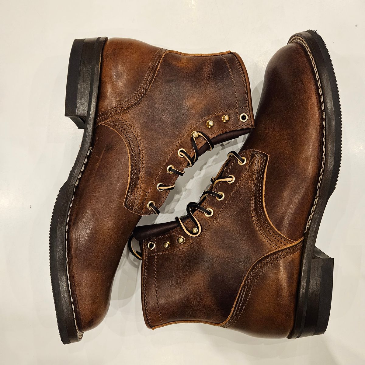 Photo by kudusole on October 12, 2024 of the Nicks Lace Up Heritage in Italian Brown Cypress.