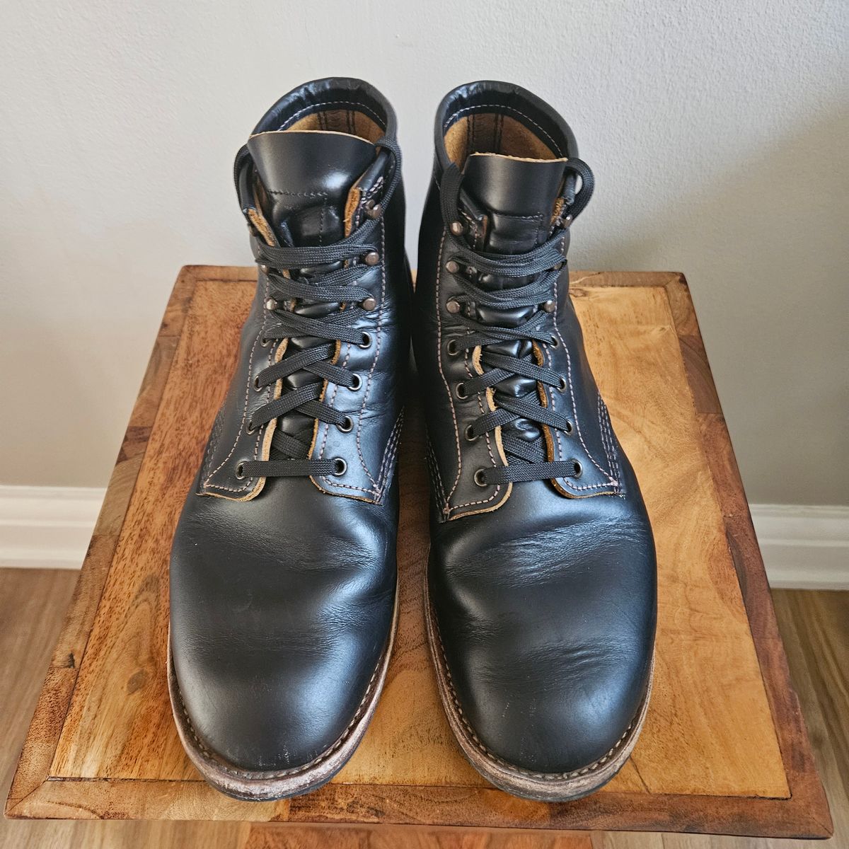 Photo by kudusole on February 1, 2024 of the Red Wing Beckman Flatbox in S.B. Foot Black Klondike.