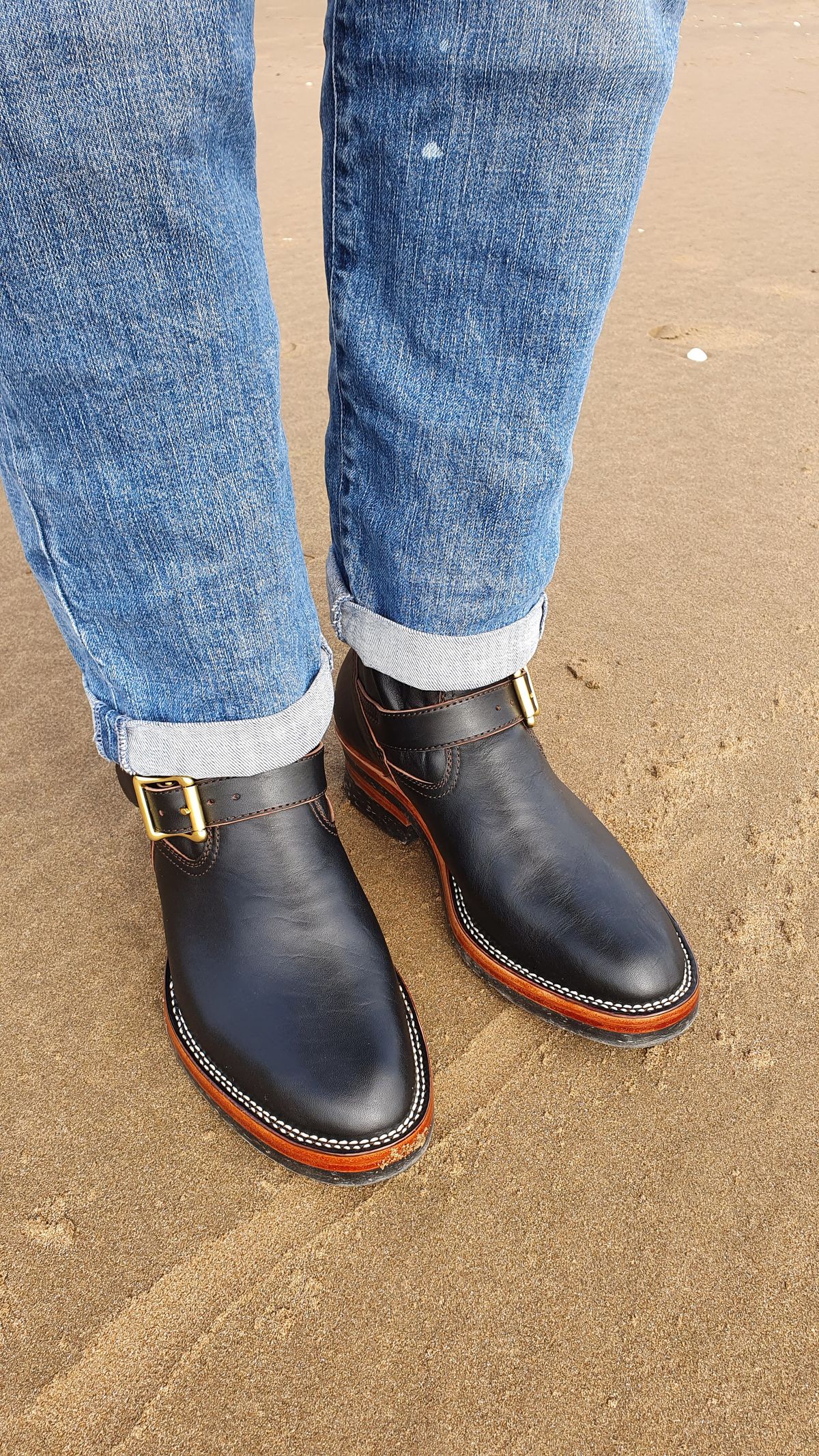 Photo by kudusole on October 1, 2022 of the Benzein The Keeper Engineer Boot in Shinki Black Latigo Teacore Horsehide.