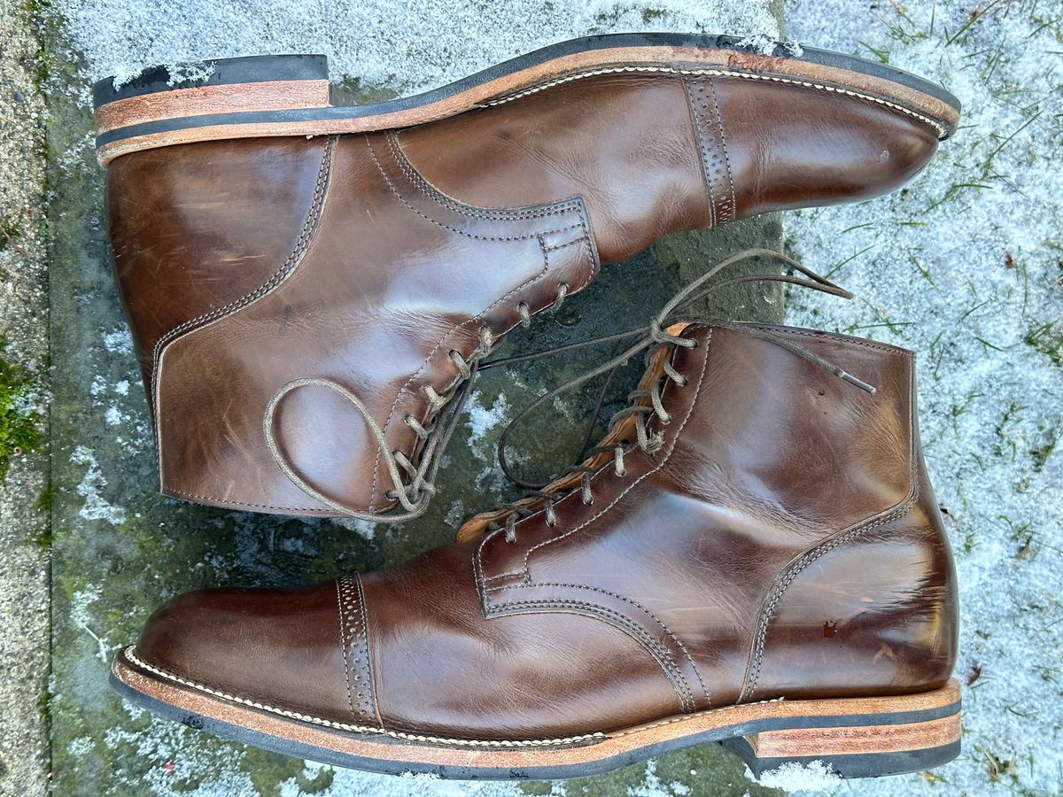 Photo by ELee.HTB.11D on February 1, 2023 of the Viberg Service Boot BCT in Guidi Olive Calf.