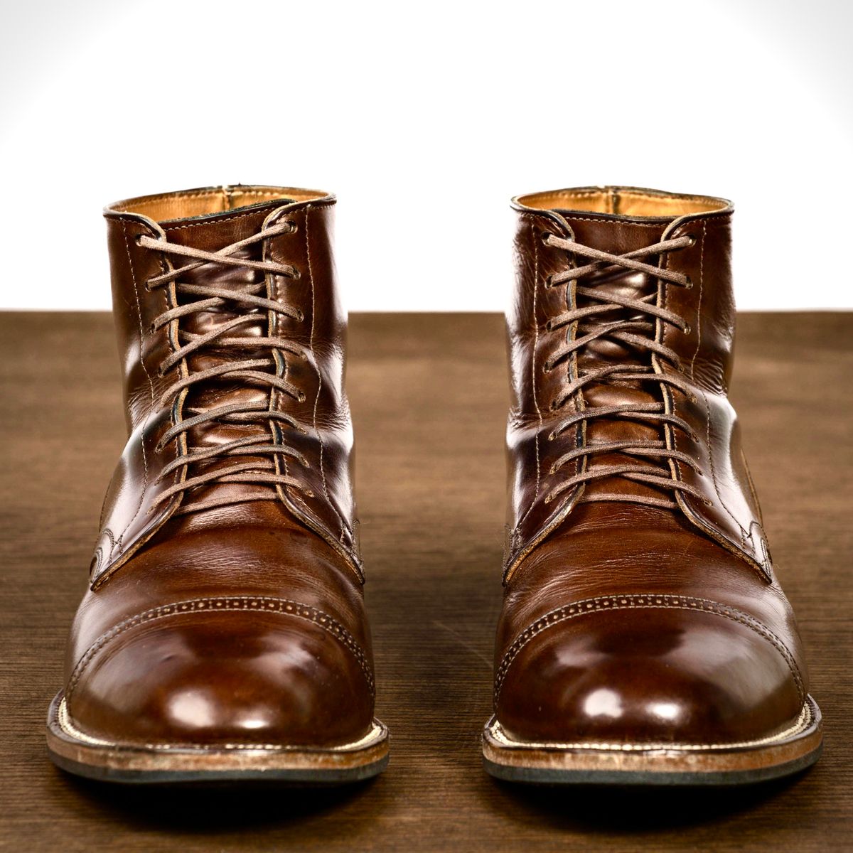 Photo by ELee.HTB.11D on April 3, 2023 of the Viberg Service Boot BCT in Guidi Olive Calf.