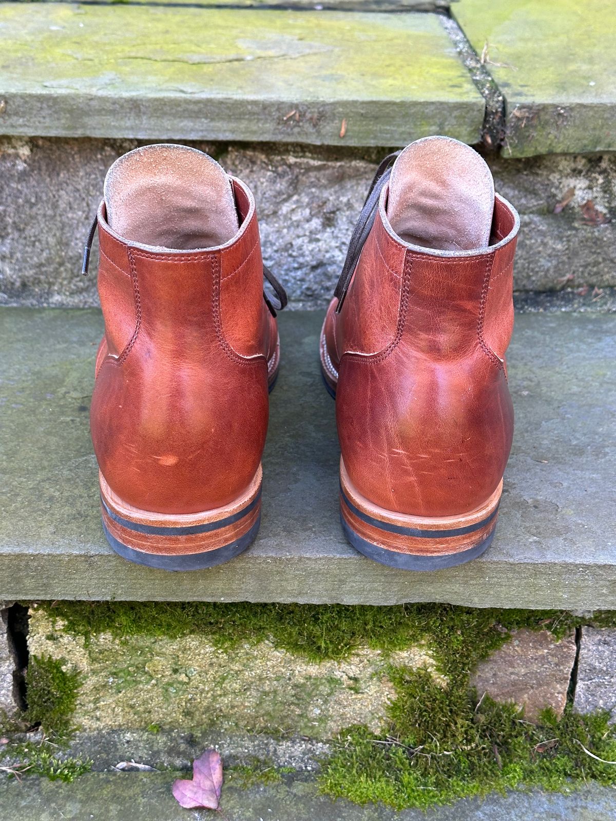 Photo by ELee.HTB.11D on November 3, 2023 of the Viberg Service Boot BCT in Horween Spice Dublin.