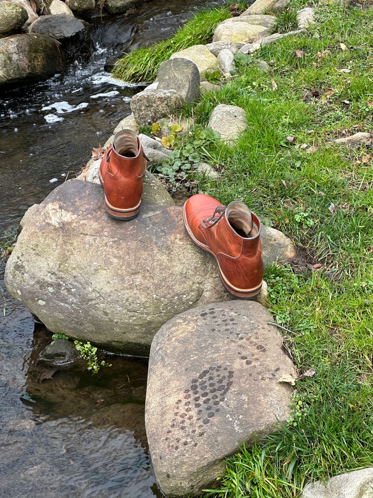 Photo by ELee.HTB.11D on January 1, 2024 of the Viberg Service Boot BCT in Horween Spice Dublin.