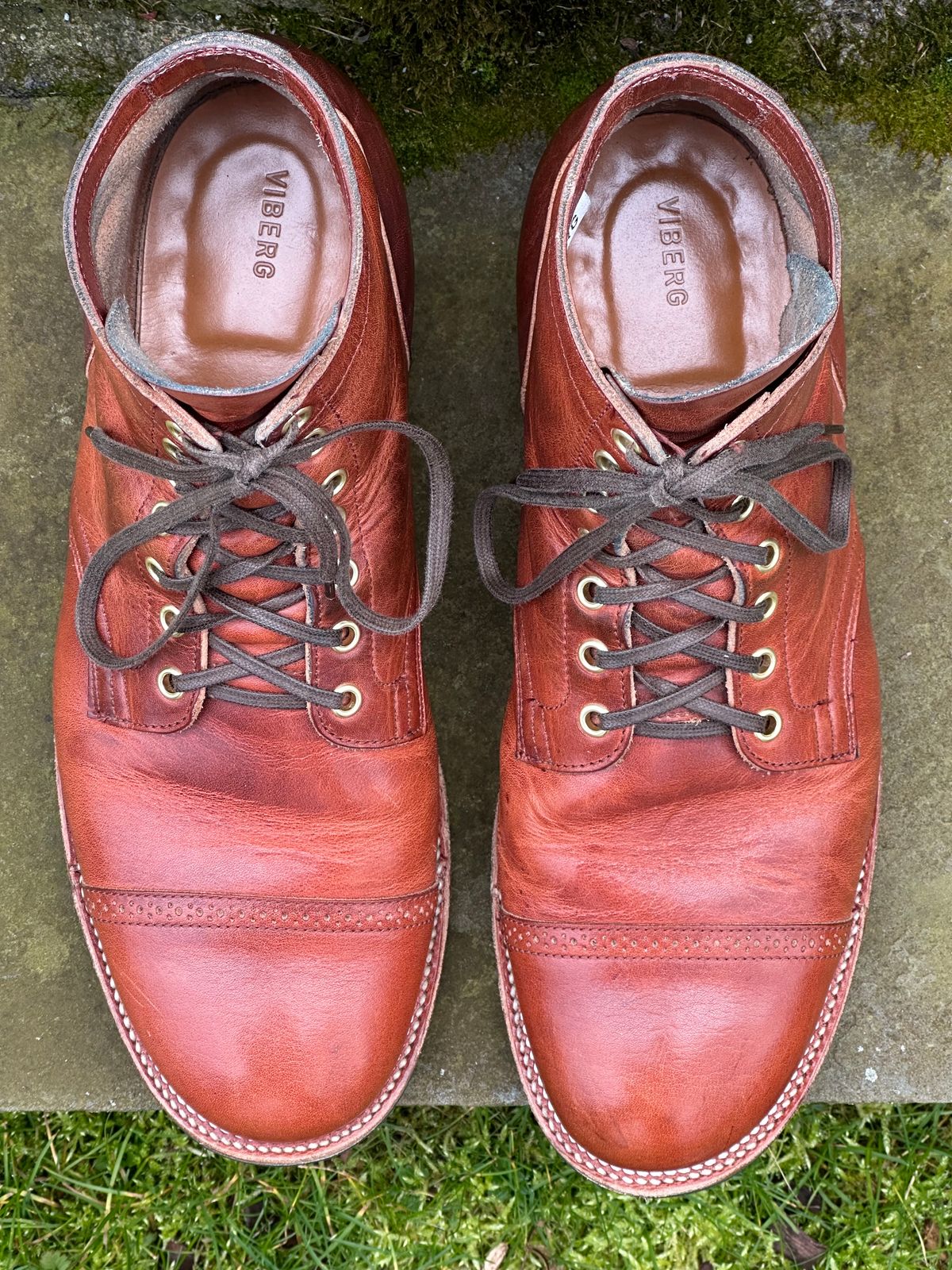 Photo by ELee.HTB.11D on January 1, 2024 of the Viberg Service Boot BCT in Horween Spice Dublin.