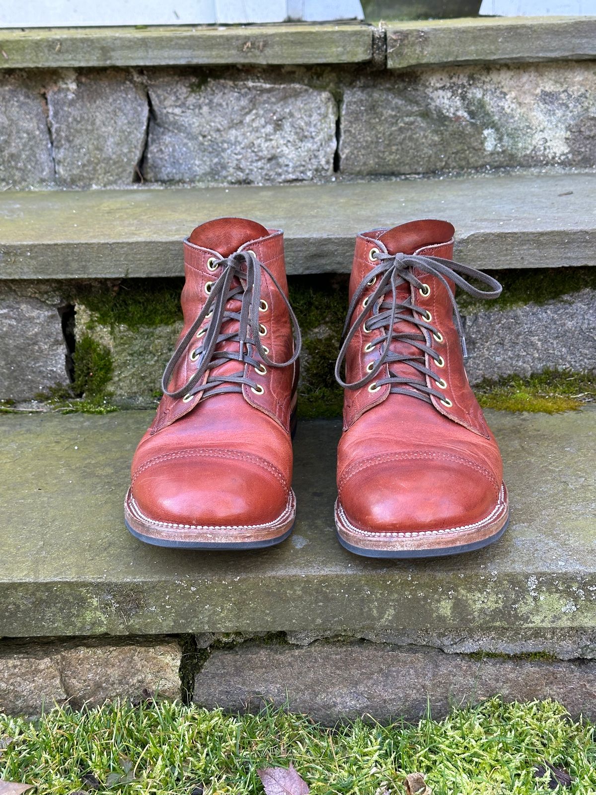 Photo by ELee.HTB.11D on February 3, 2024 of the Viberg Service Boot BCT in Horween Spice Dublin.