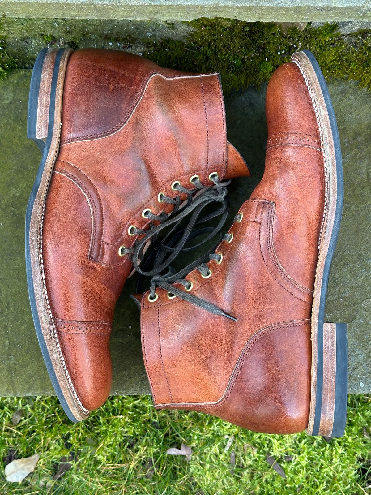 Photo by ELee.HTB.11D on February 3, 2024 of the Viberg Service Boot BCT in Horween Spice Dublin.