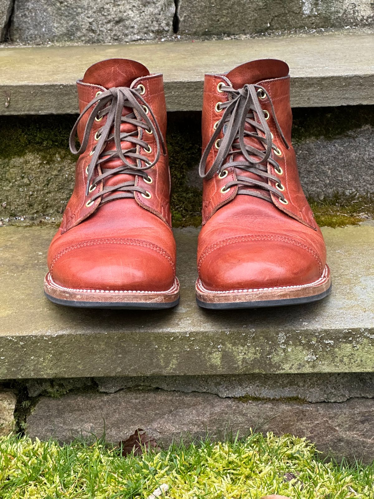 Photo by ELee.HTB.11D on April 1, 2024 of the Viberg Service Boot BCT in Horween Spice Dublin.