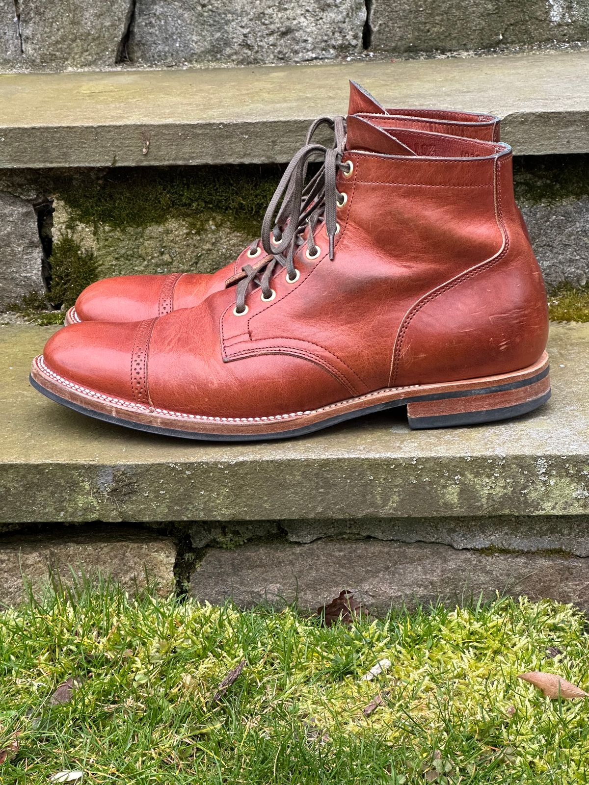 Photo by ELee.HTB.11D on April 1, 2024 of the Viberg Service Boot BCT in Horween Spice Dublin.