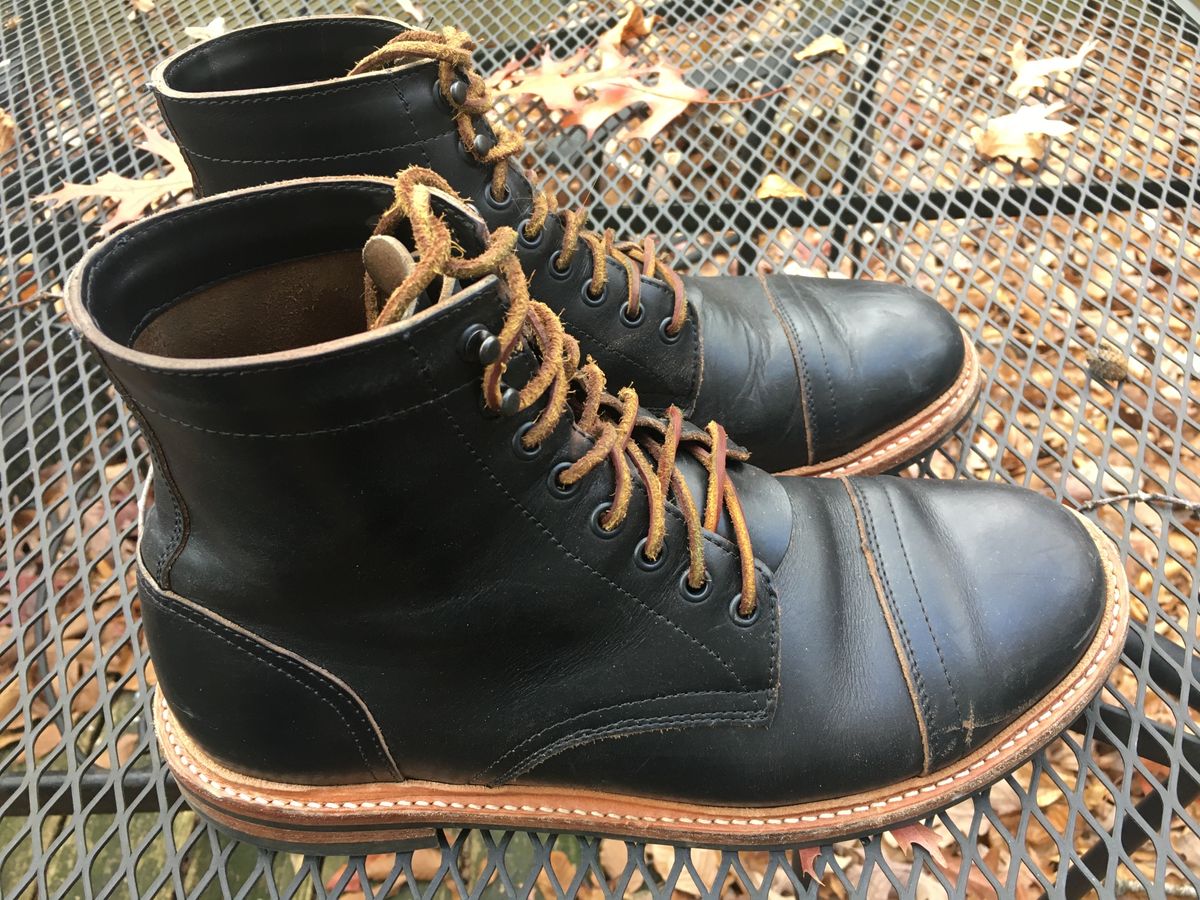 Photo by RustyKeystone on November 14, 2022 of the Oak Street Bootmakers Trench Boot in Horween Black Chromexcel.