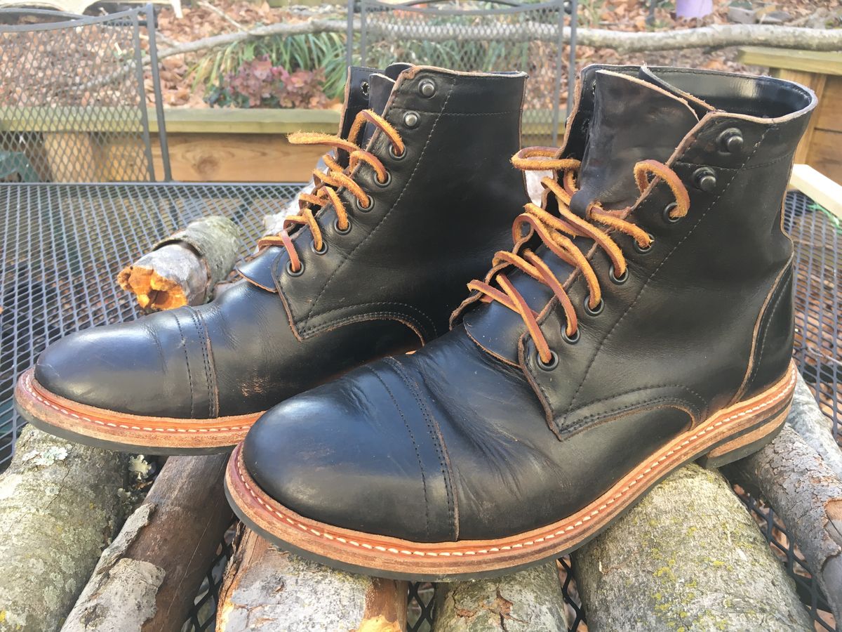 Photo by RustyKeystone on March 4, 2023 of the Oak Street Bootmakers Trench Boot in Horween Black Chromexcel.