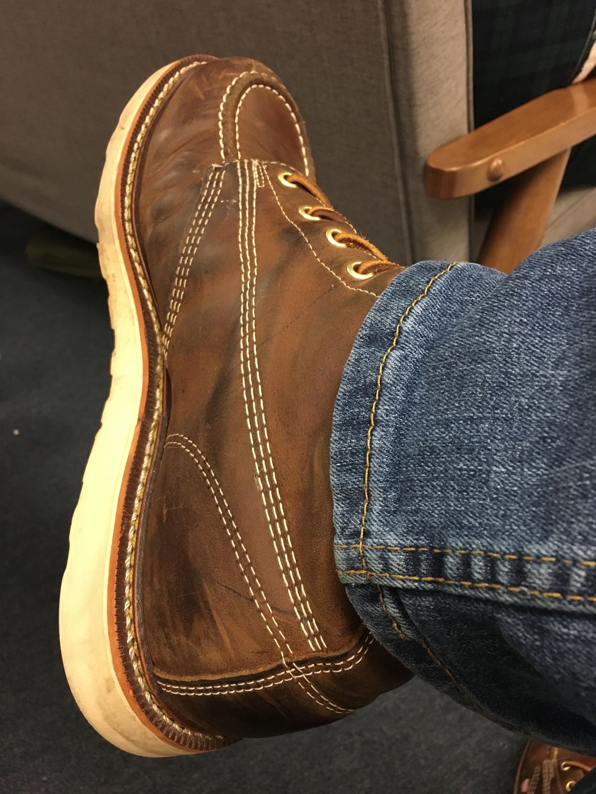 Photo by RustyKeystone on March 6, 2023 of the Thorogood 8" Moc Toe in Seidel Trail Crazy Horse.