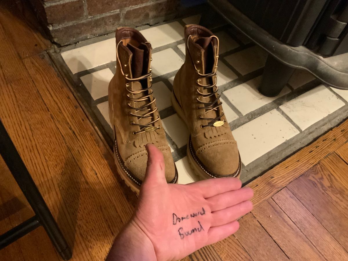 Photo by cozzie on October 8, 2023 of the Rolling Dub Trio Forester II Boot in Nakamura Sennosuke Shoten Dark Beige Suede.