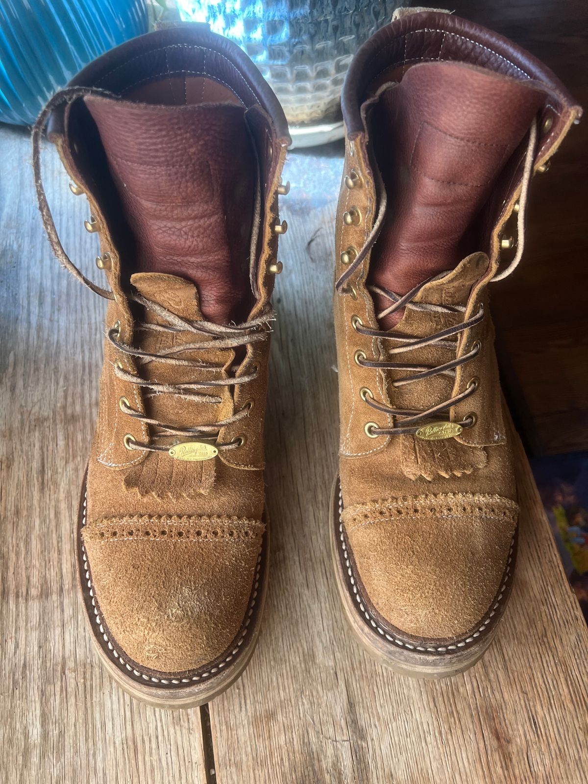 Photo by cozzie on November 3, 2023 of the Rolling Dub Trio Forester II Boot in Nakamura Sennosuke Shoten Dark Beige Suede.