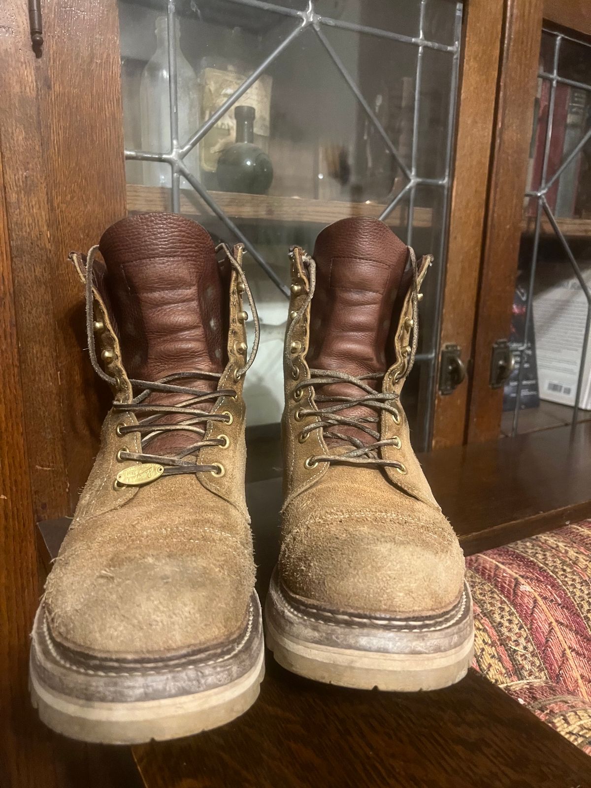 Photo by cozzie on January 4, 2024 of the Rolling Dub Trio Forester II Boot in Nakamura Sennosuke Shoten Dark Beige Suede.