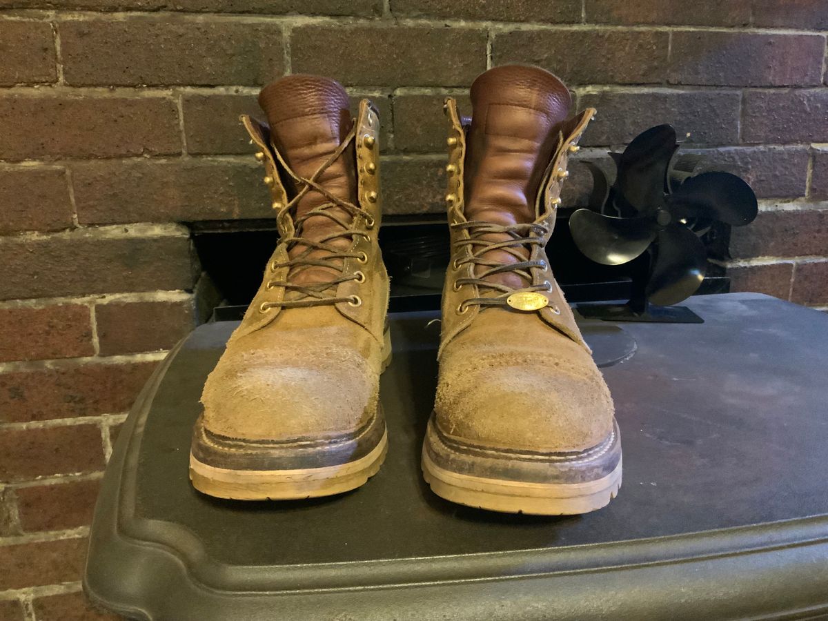 Photo by cozzie on March 6, 2024 of the Rolling Dub Trio Forester II Boot in Nakamura Sennosuke Shoten Dark Beige Suede.