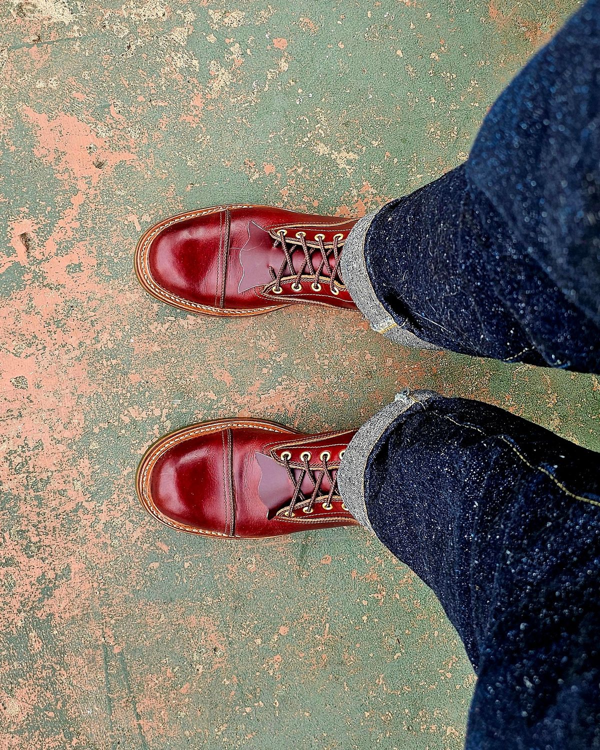 Photo by 1peter3 on May 13, 2024 of the Open Road Custom Boots MTO Service Boot in Veg Retan Red.